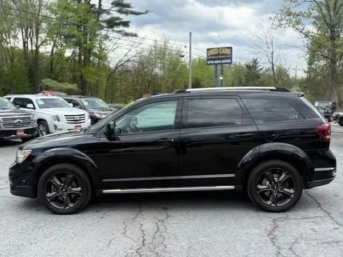 Used 2019 Dodge Journey Crossroad FWD image 8