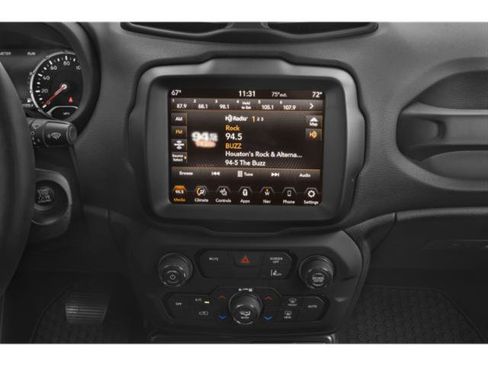 Certified 2022 Jeep Renegade Latitude w/ Convenience Group image 10