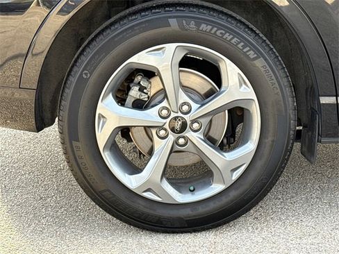 Certified 2023 Ford Escape ST-Line w/ Tech Pack #1 image 9