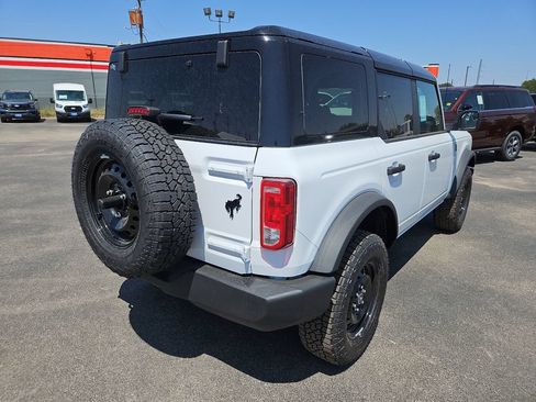 New 2026 Ford Bronco Big Bend w/ Black Appearance Package AWD/4WD image 11