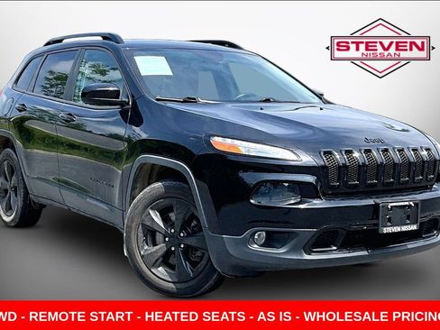 Used 2018 Jeep Cherokee Latitude w/ Altitude Package AWD/4WD image 1
