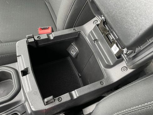 Used 2021 Jeep Wrangler Unlimited Sport image 46