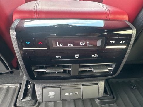 Used 2025 Acura MDX A-Spec AWD/4WD image 17