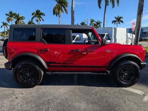 Used 2023 Ford Bronco Wildtrak image 23