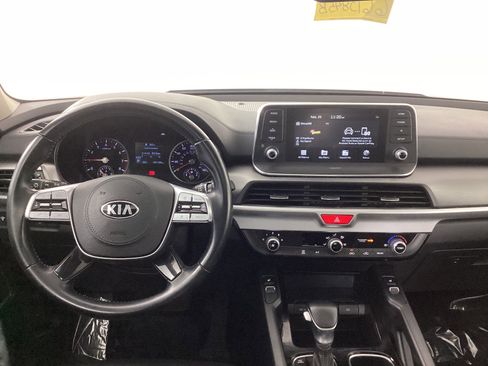 Used 2021 Kia Telluride S image 16