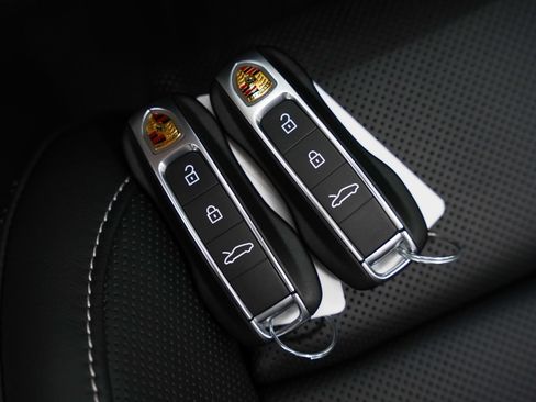 Used 2026 Porsche 911 GTS image 53