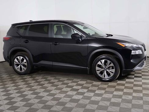 Used 2023 Nissan Rogue SV image 12