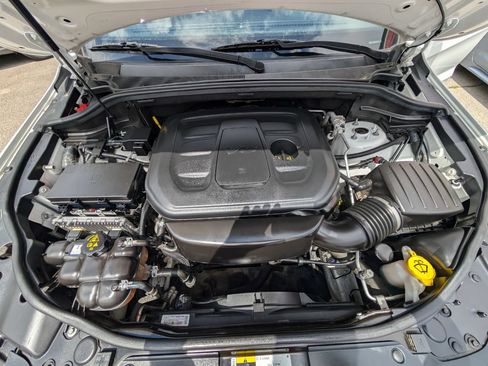 Used 2020 Jeep Grand Cherokee Laredo RWD image 10