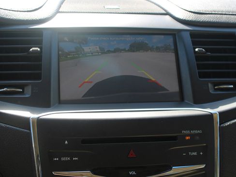 Used 2014 Lincoln MKS w/ Equipment Group 101A FWD image 18