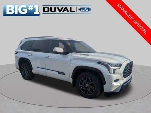Used 2024 Toyota Sequoia Platinum AWD/4WD image 2