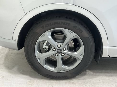 Used 2024 Ford Escape ST-Line FWD image 10