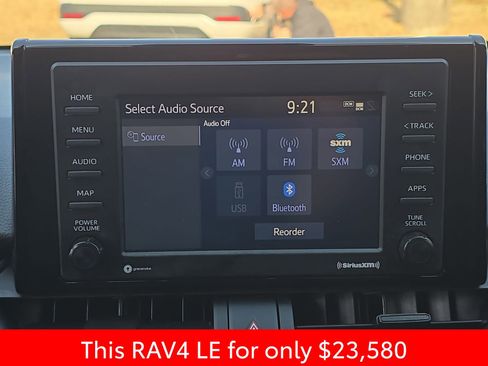 Used 2022 Toyota RAV4 LE image 26