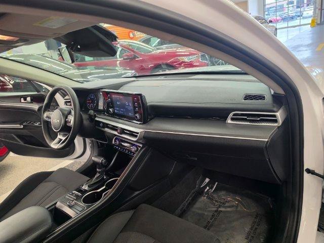 Used 2023 Kia K5 LXS FWD image 8