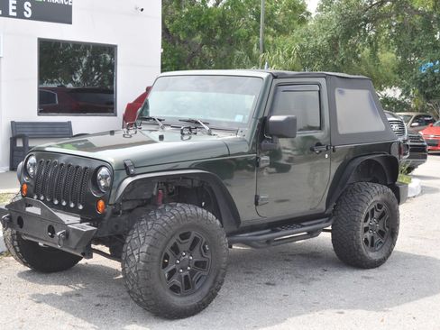 Used 2011 Jeep Wrangler Sport AWD/4WD image 2