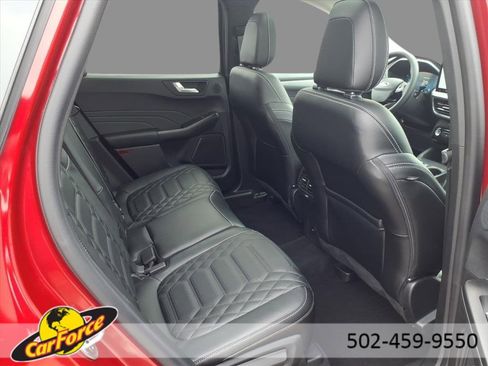 Used 2024 Ford Escape SE w/ PHEV Premium Package image 11