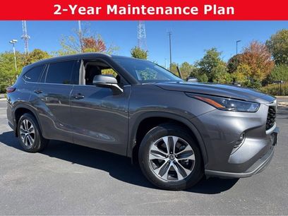 Used 2022 Toyota Highlander XLE