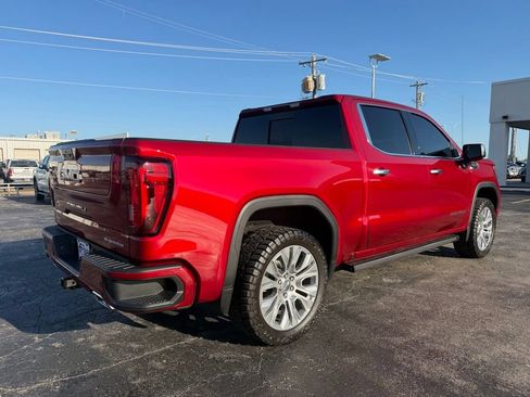 Used 2022 GMC Sierra 1500 Denali w/ Denali Premium Package AWD/4WD image 3