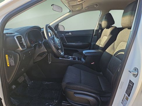 Used 2017 Kia Sportage LX image 20