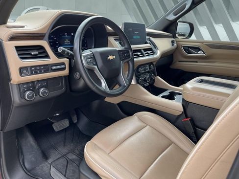 Used 2023 Chevrolet Tahoe Premier AWD/4WD image 11