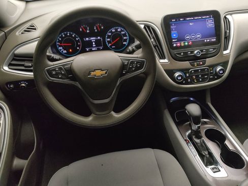 Used 2022 Chevrolet Malibu LT FWD image 22