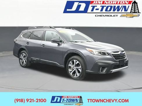 Used 2022 Subaru Outback Limited AWD/4WD image 1
