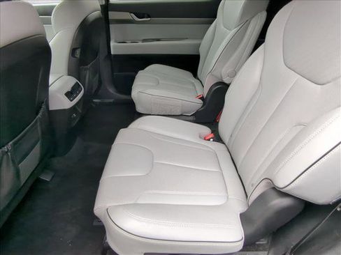 Used 2025 Hyundai Palisade SEL image 18