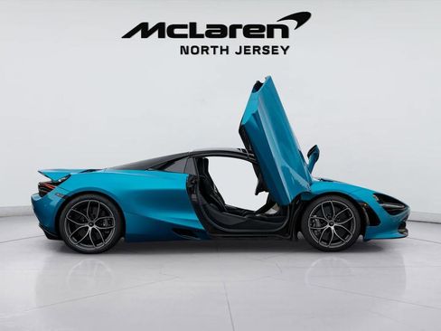 Used 2019 McLaren 720S Luxury RWD image 12