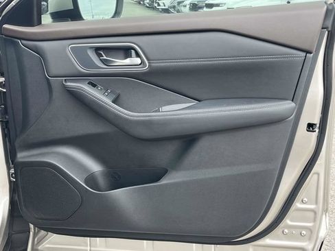 Used 2021 Nissan Rogue SL w/ Premium Package FWD image 27