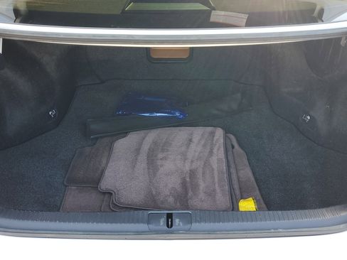 Used 2017 Lexus ES 350 image 9