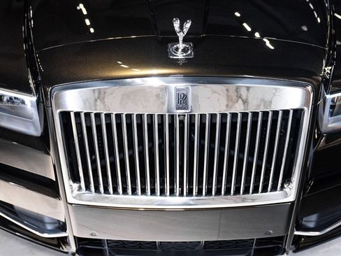 Used 2023 Rolls-Royce Cullinan image 37