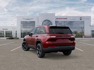 New 2025 Jeep Grand Cherokee Limited w/ Black Appearance Package video 3