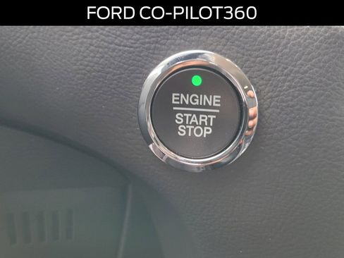 Certified 2021 Ford Edge SE FWD image 25