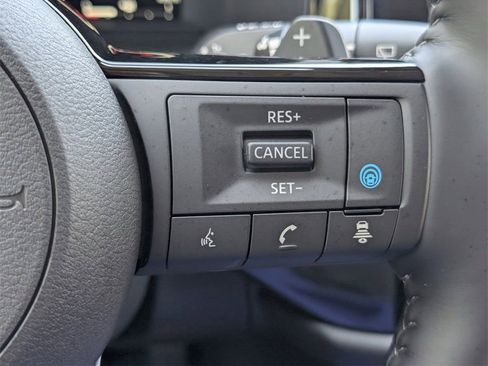 New 2025 Nissan Pathfinder Platinum image 18