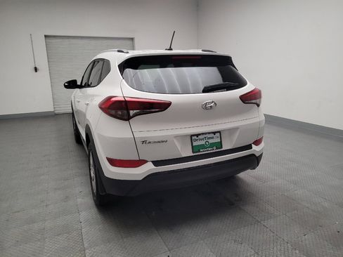 Used 2017 Hyundai Tucson SE w/ SE Popular Package 02 FWD image 6