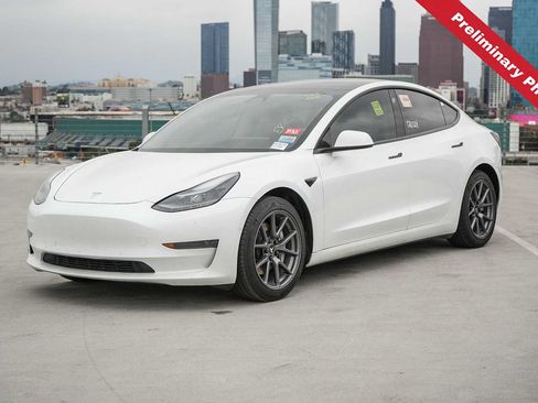 Used 2021 Tesla Model 3 Standard Range Plus RWD image 1