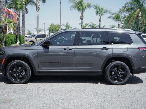 Used 2024 Jeep Grand Cherokee L Laredo AWD/4WD image 5