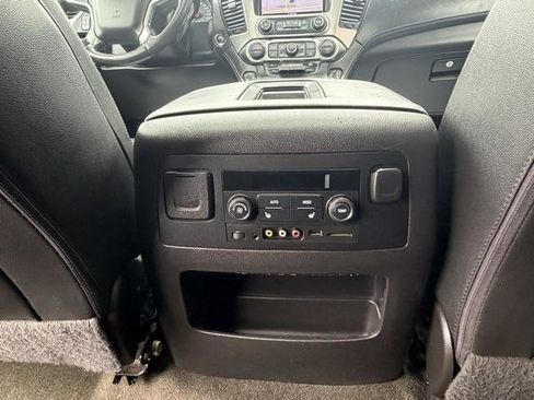 Used 2016 Chevrolet Suburban LT image 28