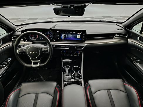 Used 2023 Kia K5 GT image 30