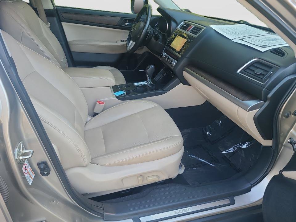 Used 2016 Subaru Outback 2.5i Limited AWD/4WD image 28