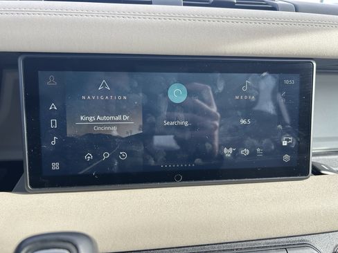 Used 2020 Land Rover Defender 110 HSE image 17