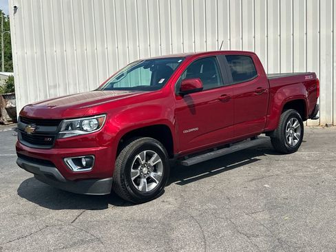 Used 2019 Chevrolet Colorado Z71 RWD image 2