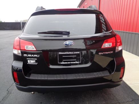 Used 2013 Subaru Outback 2.5i image 6