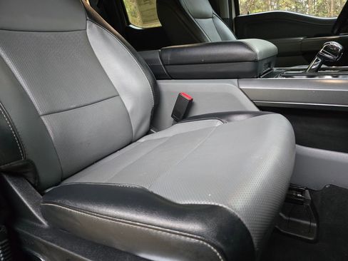 Used 2023 Ford F150 Lariat w/ Trailer Tow Package image 70