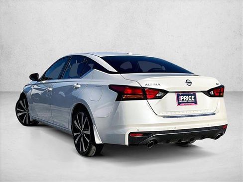 Used 2020 Nissan Altima 2.5 SR w/ Premium Package image 13