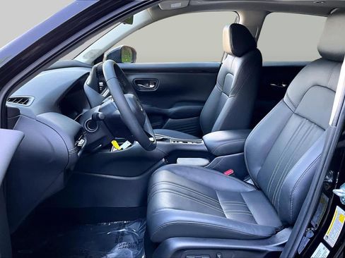 Used 2024 Honda HR-V EX-L image 8