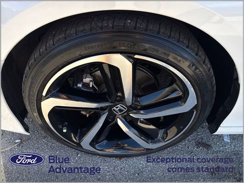 Used 2022 Honda Accord Sport image 11
