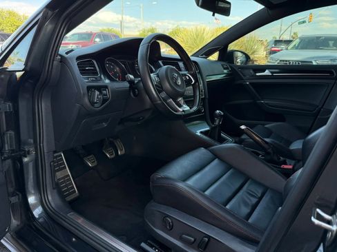 Used 2017 Volkswagen GTI Autobahn FWD image 39
