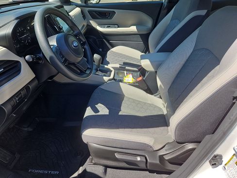 Certified 2025 Subaru Forester AWD/4WD image 24