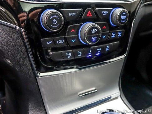 Used 2019 Jeep Grand Cherokee SRT AWD/4WD image 24
