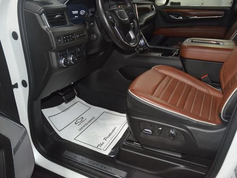 Used 2023 GMC Yukon Denali Ultimate AWD/4WD image 41